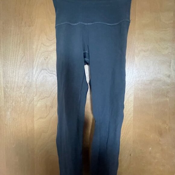 Lululemon Align Crop Leggings - Picture 3 of 3